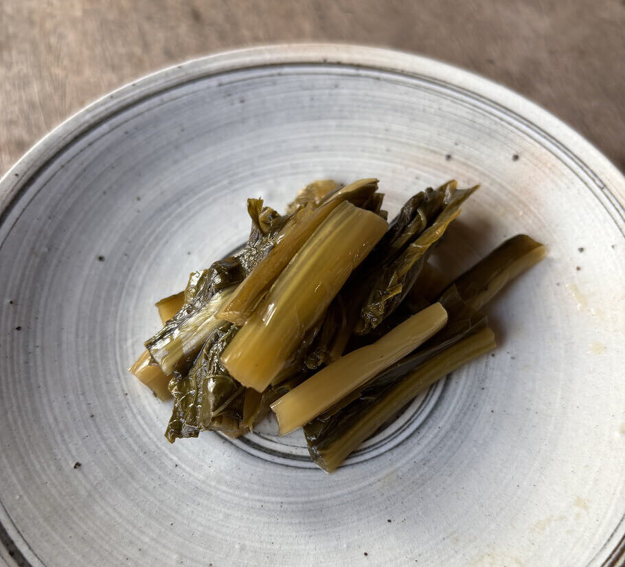 看板商品の野沢菜漬け